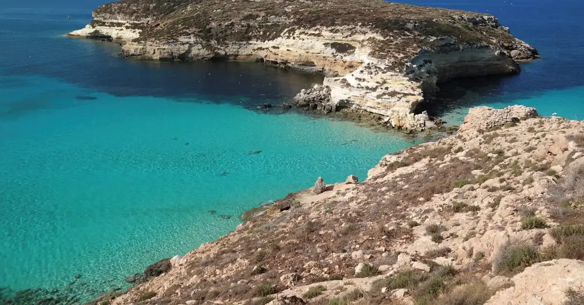 Carnet de voyage : Lampedusa, de Paris à l'île italienne